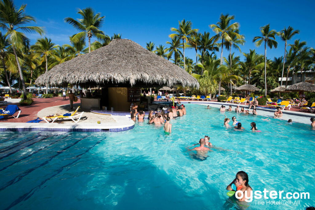 Best Swim Up Bars At All Inclusives In The Caribbean Oyster