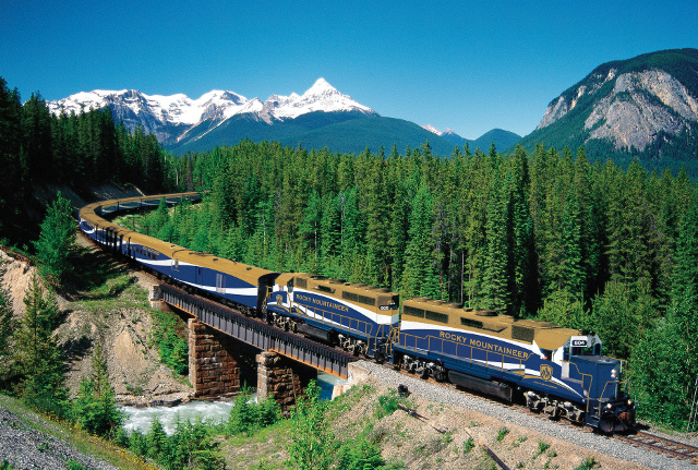 train tours of canada