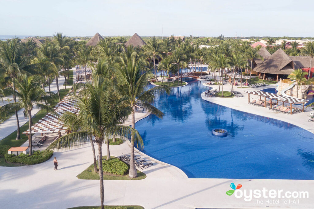 Barcelo Maya Colonial Review What To Really Expect If You Stay