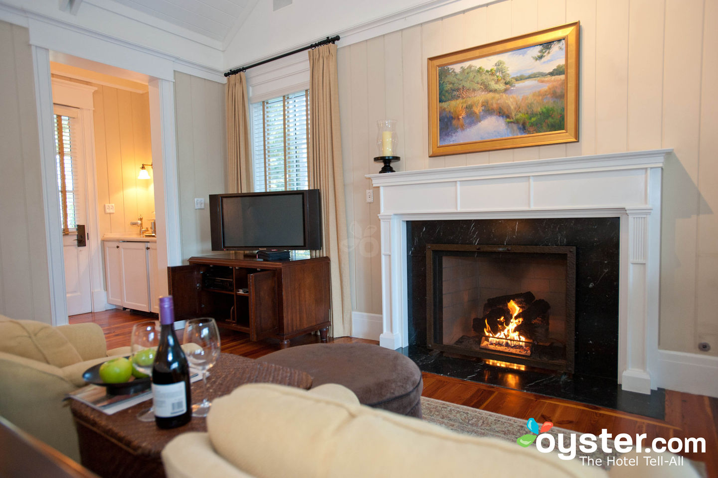 11 Cozy Hotels With Fireplaces In Every Room Oyster Com