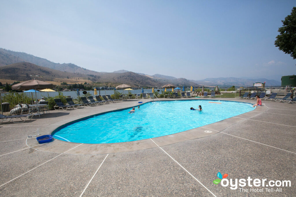 Campbell S Resort On Lake Chelan The Lodge 5 Pool At The