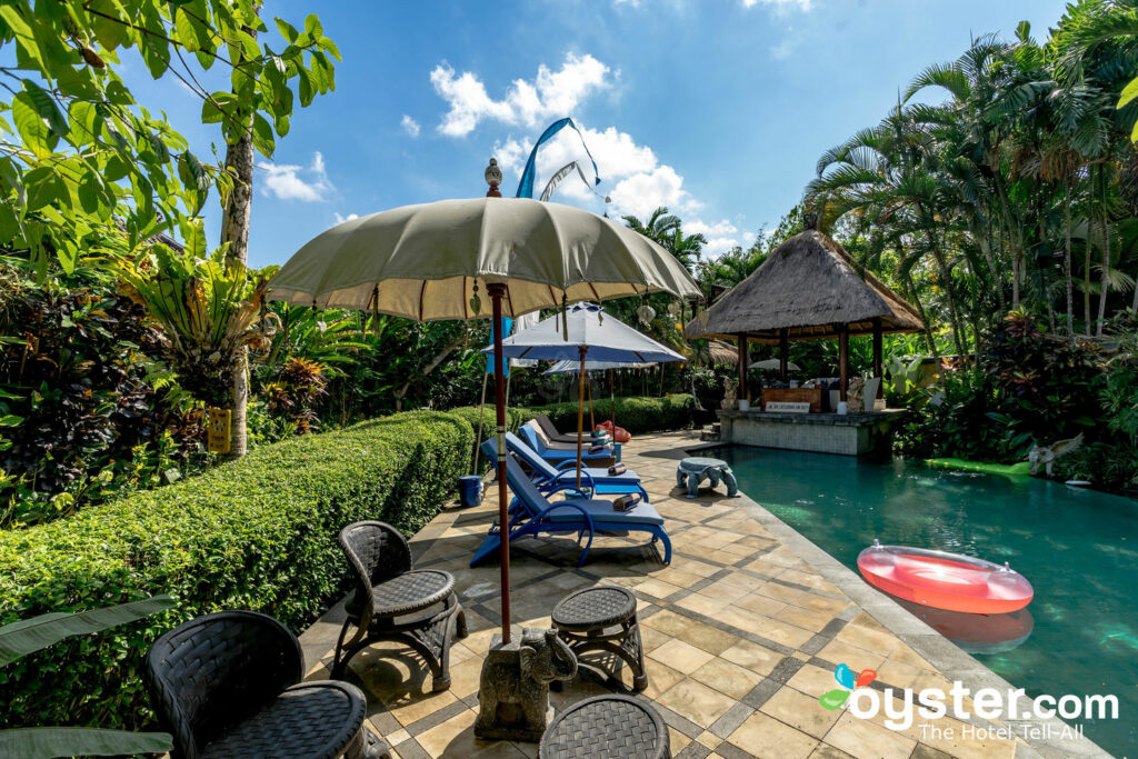 Gajah Biru Bungalows Review What To Really Expect If You Stay - 