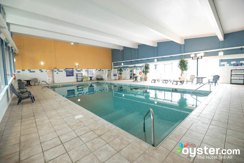 Days Inn Suites By Wyndham Moncton Review What To Really - 