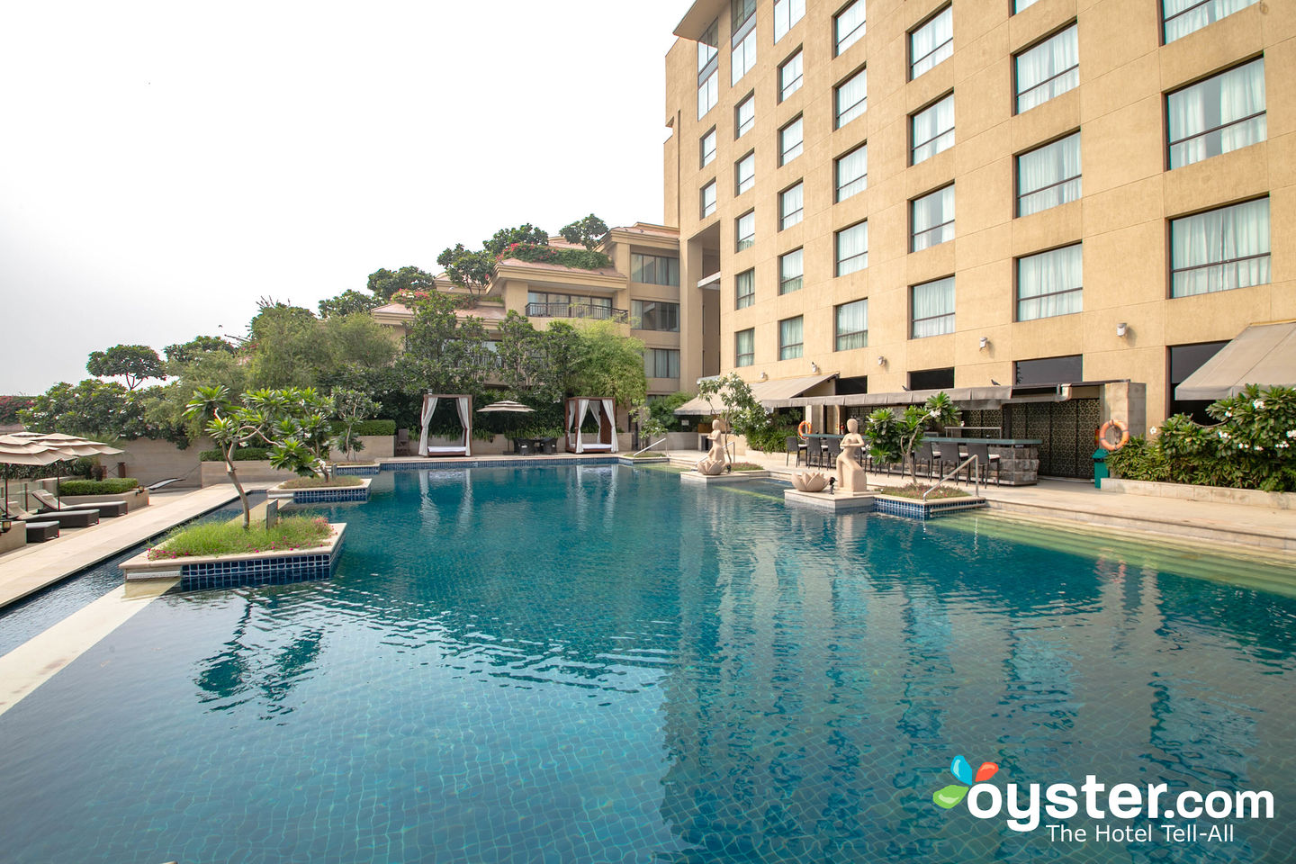 Vivanta Surajkund, NCR - The Pool at the Vivanta by Taj, Surajkund ...