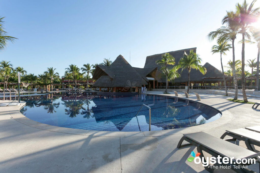 Barcelo Maya Caribe Review What To Really Expect If You Stay