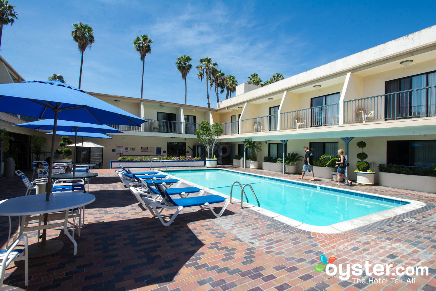 Days Inn by Wyndham Hollywood Near Universal Studios Review: What To ...