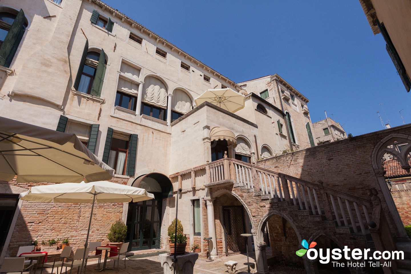 palazzo contarini della porta di ferro