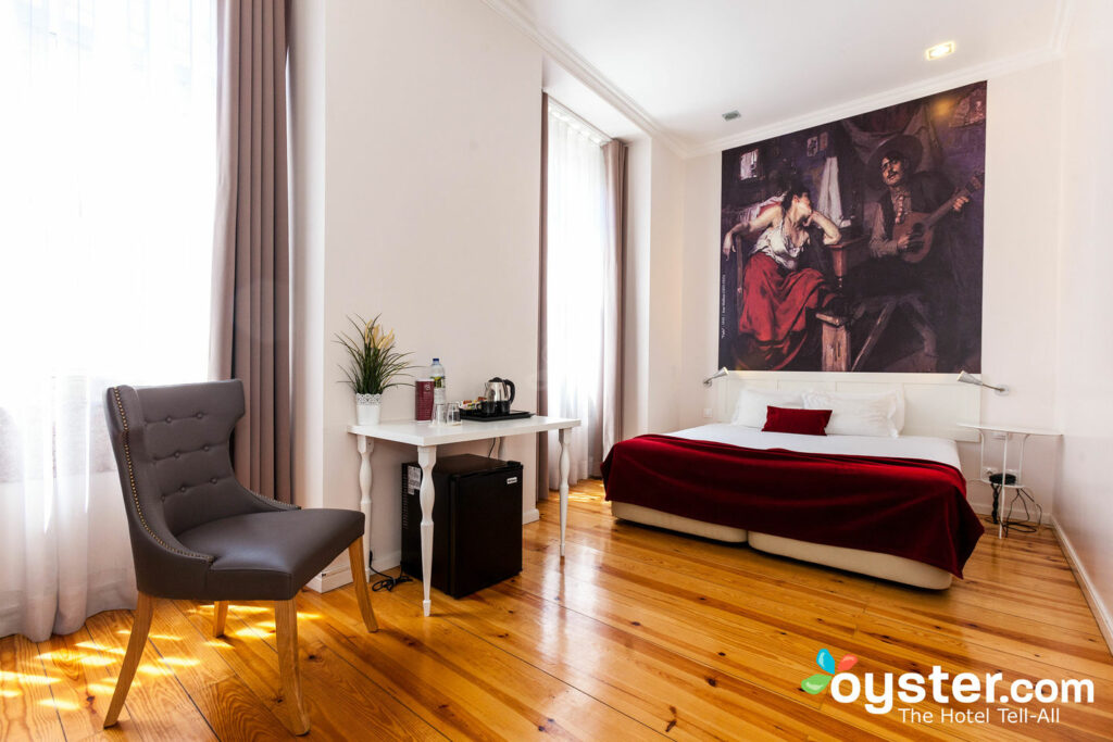 Lisbon Arsenal Suites Review: What To REALLY Expect If You Stay