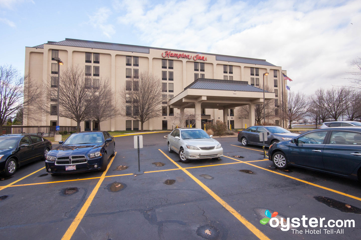 Hampton Inn Philadelphia-International Airport Review: What To REALLY