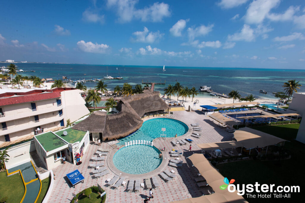 aquamarina beach hotel cancun mexico