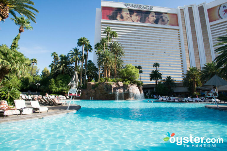 Golden Nugget Hotel & Casino - The Adult Pool at the Golden Nugget ...