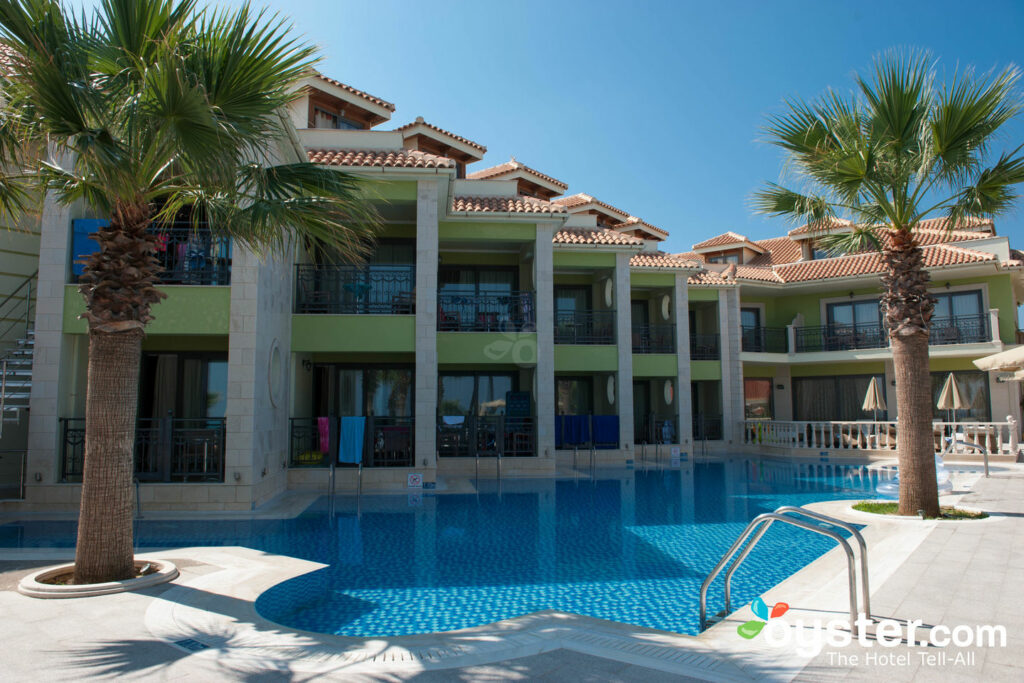 hotels on the beach in tsilivi zante