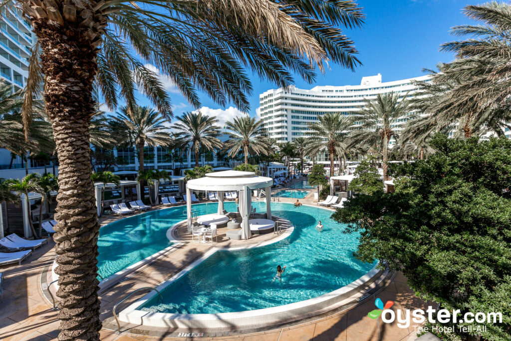Fontainebleau Review What To Really Expect If You Stay