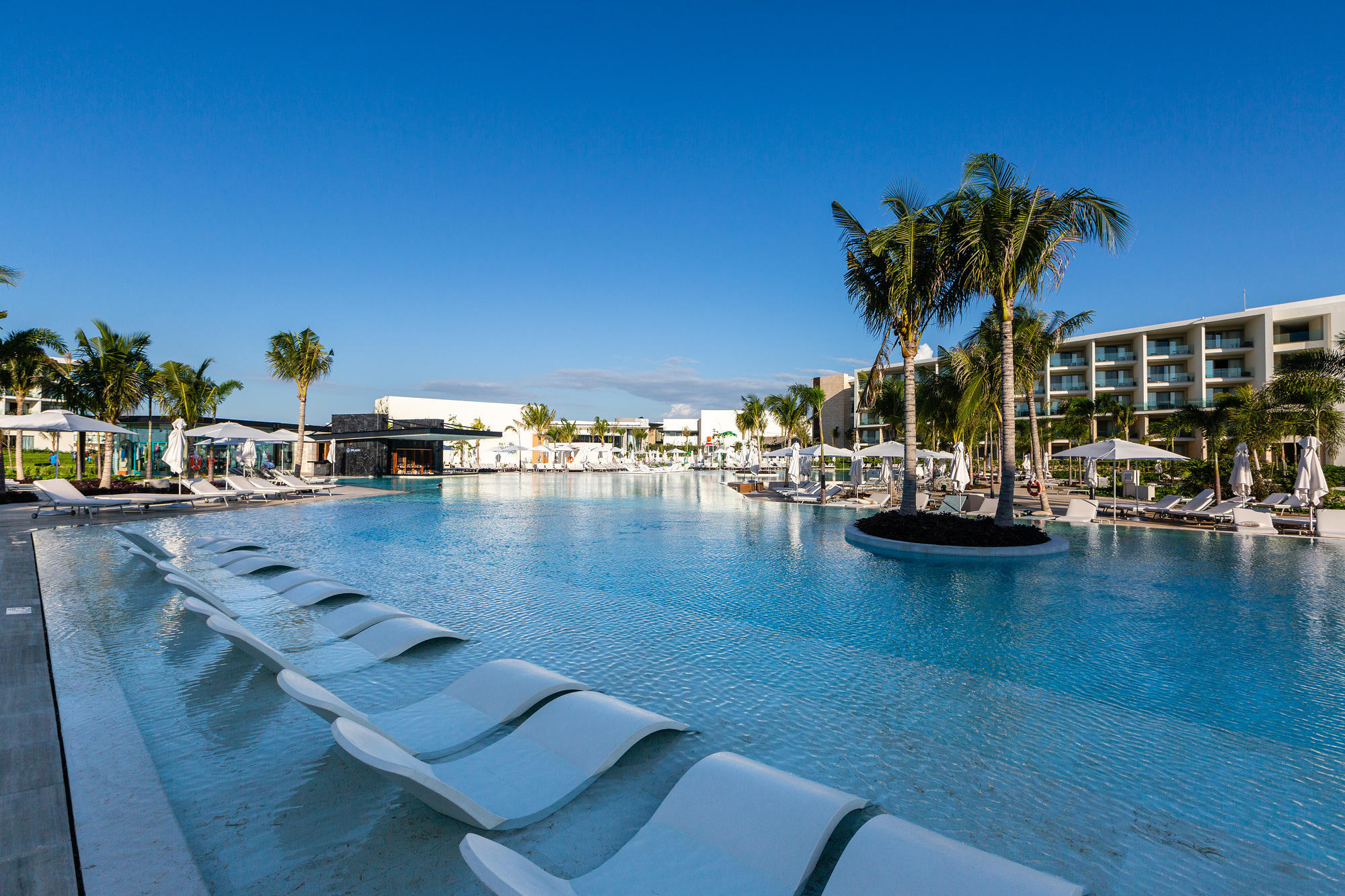 The main pool at Grand Palladium Costa Mujeres in Playa Mujeres