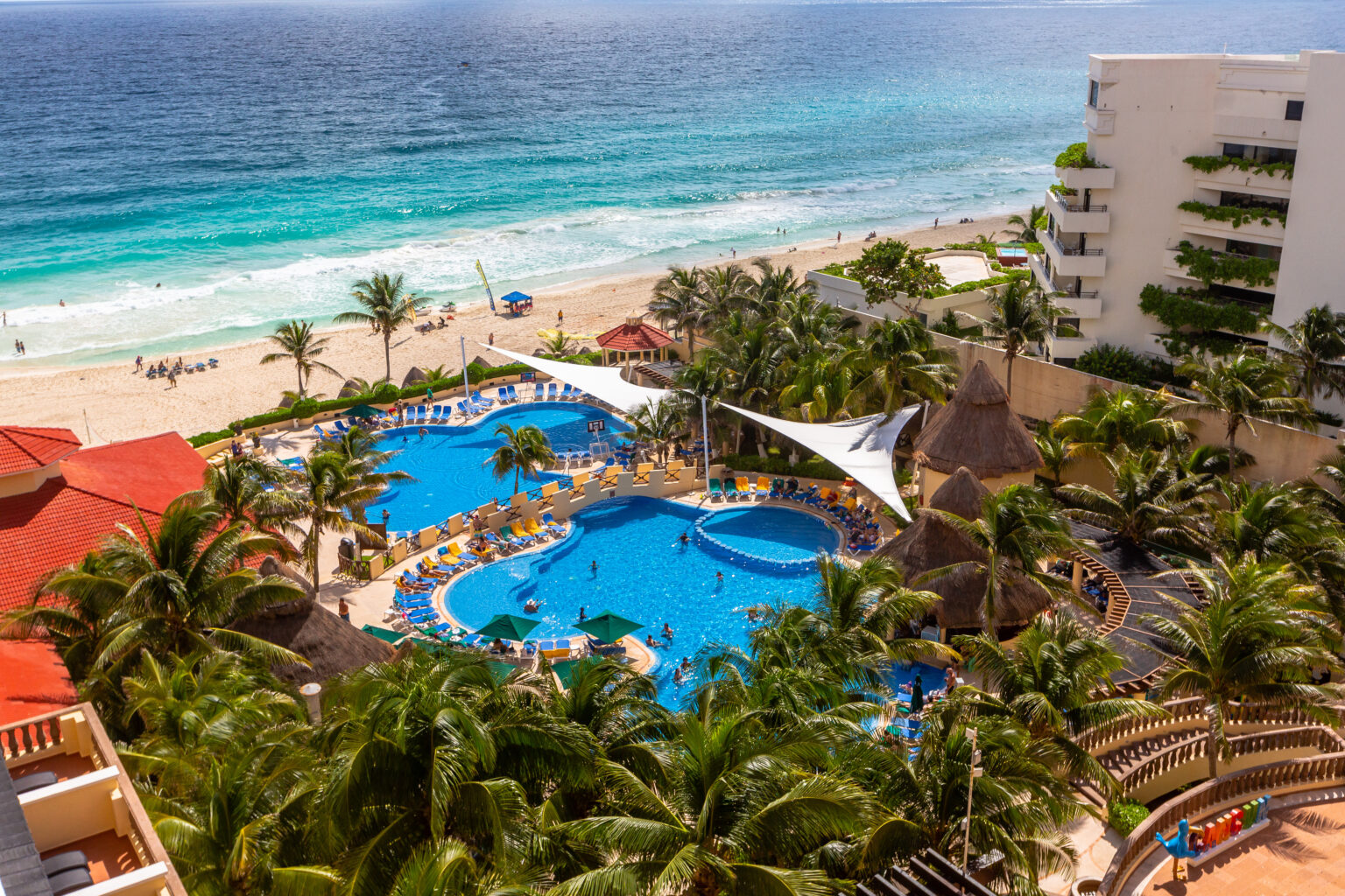 GR Solaris Cancun Review: What To REALLY Expect If You Stay