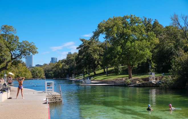 Barton Springs Pool; Foto per gentile concessione di Lars Plougmann via Flickr