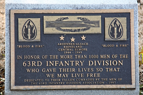 Placca commemorativa al cimitero nazionale di Arlington (Foto per gentile concessione di: Wikimedia Commons )