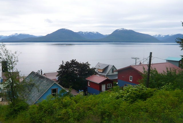 La petite ville de Tenakee Springs en Alaska.