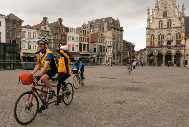 Un tour en vélo de Belgique. Courtoisie de  Cicilismo Classico