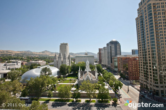 Blick auf den Tempelplatz vom Salt Lake Plaza Hotel