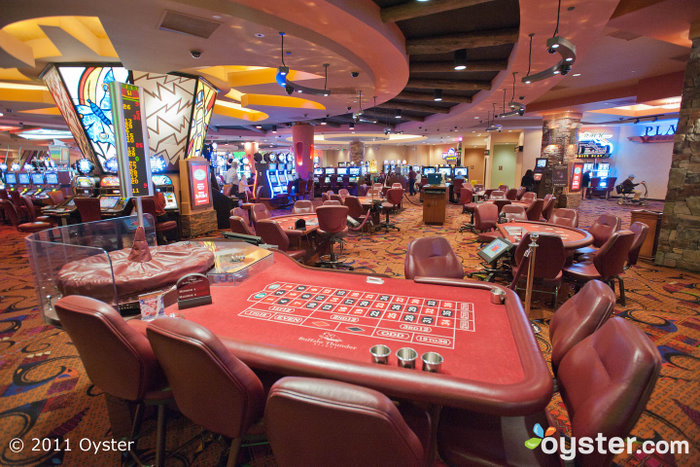 Un tavolo da roulette al Thunder Casino dell'Hilton Santa Fe Golf Resort & Spa a Buffalo Thunder; Santa Fe, NM