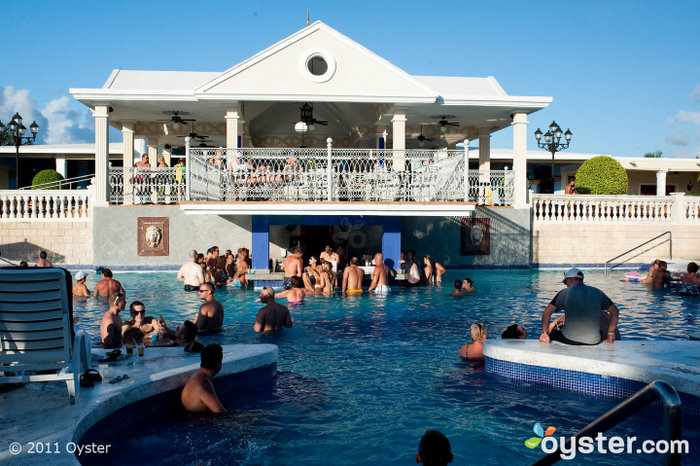 La piscina del Riu Negril Club All-Inclusive; Negril, Giamaica