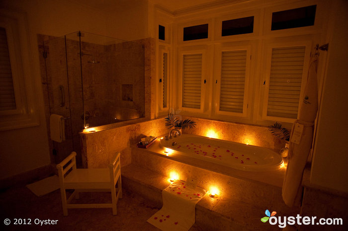 Bath Time nella suite con due camere da letto a Tortuga Bay