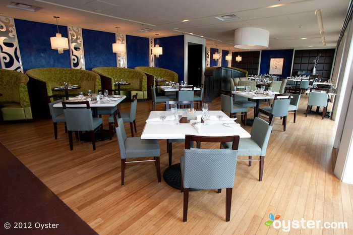 Restaurante Azurea en el One Ocean Resort Hotel & Spa - Jacksonville, FL
