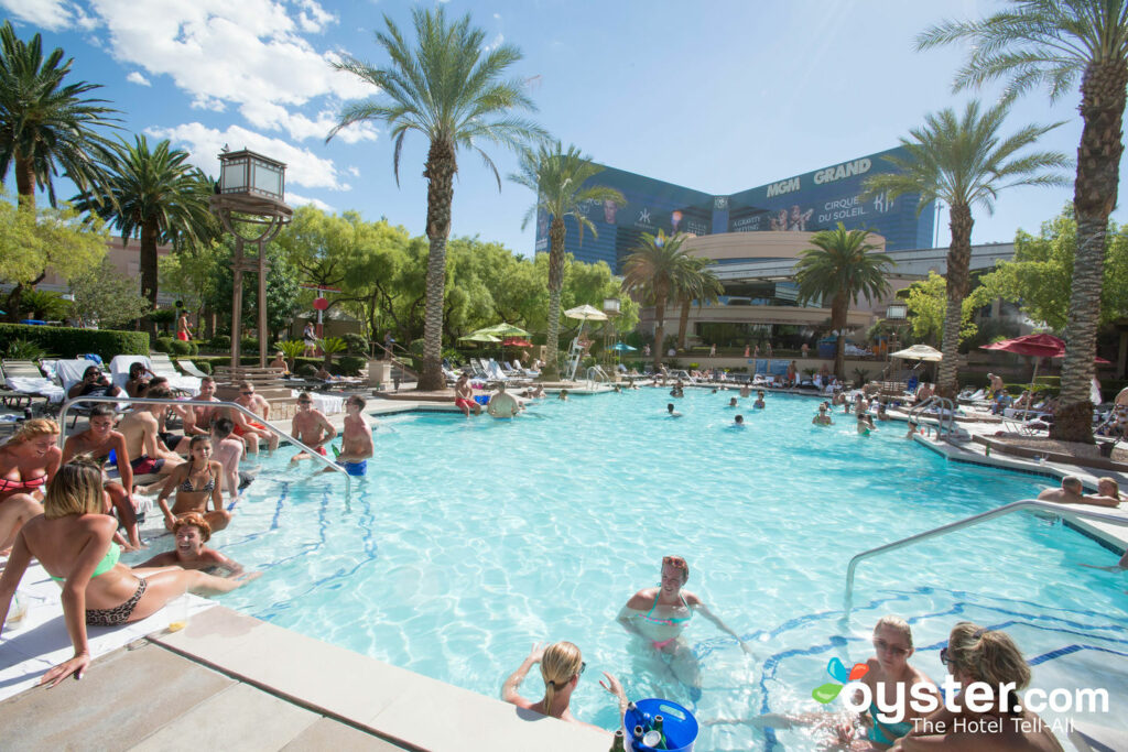 Der Academy Pool im MGM Grand Hotel & Casino / Oyster