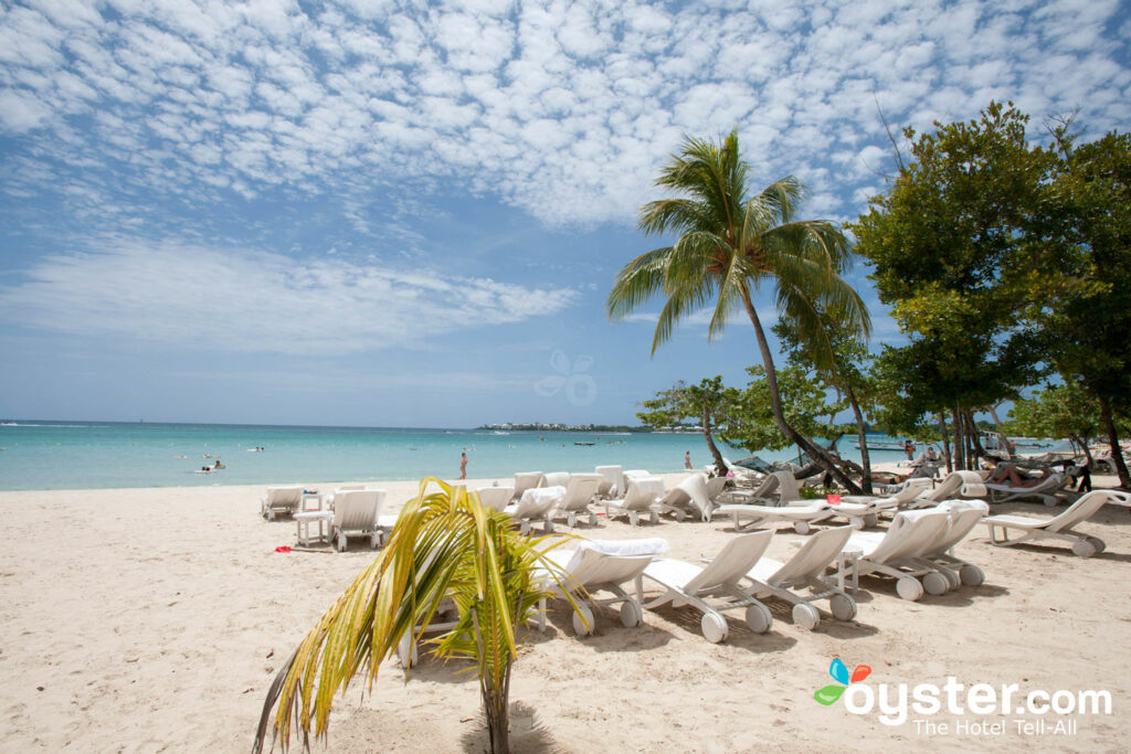 Strand bei Couples Negril / Oyster