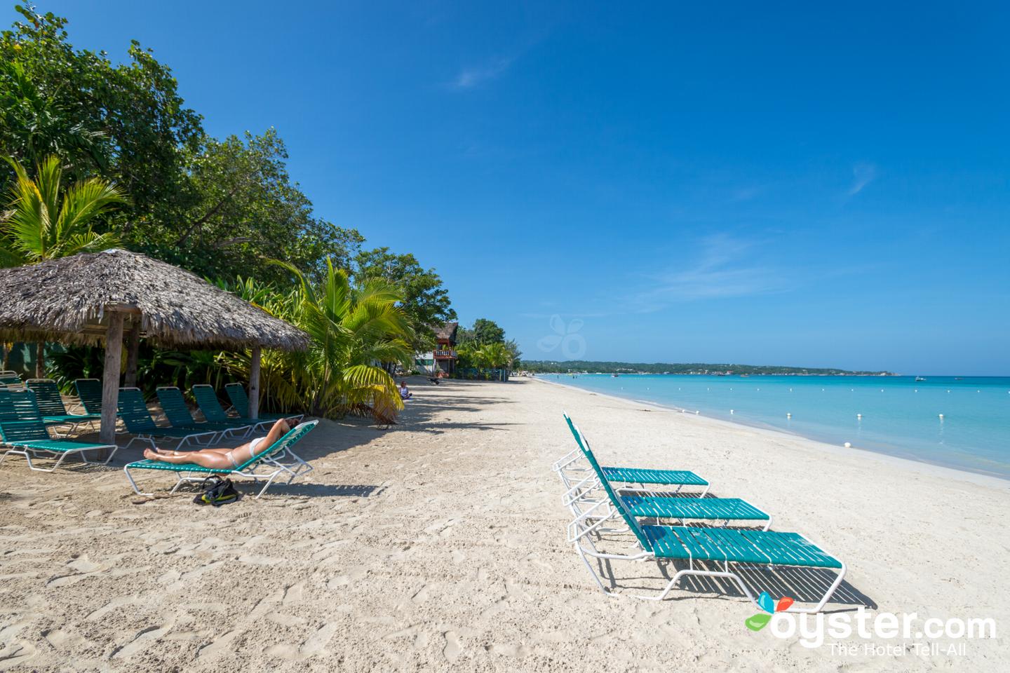 White Sands Negril Review: What To REALLY Expect If You Stay