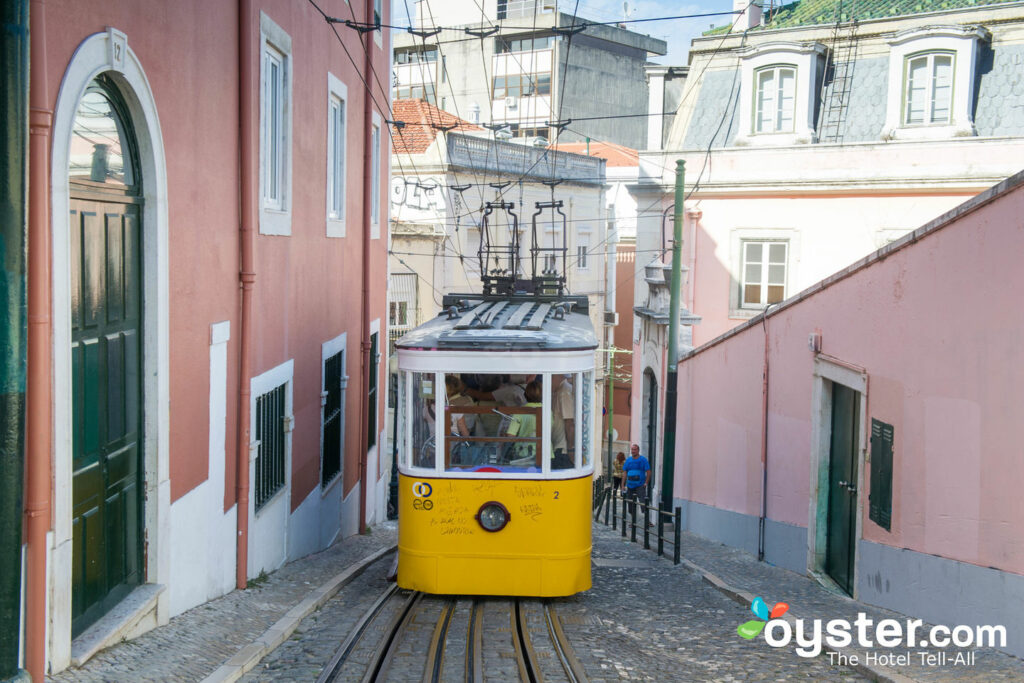 Tram, Lisbona / Oyster