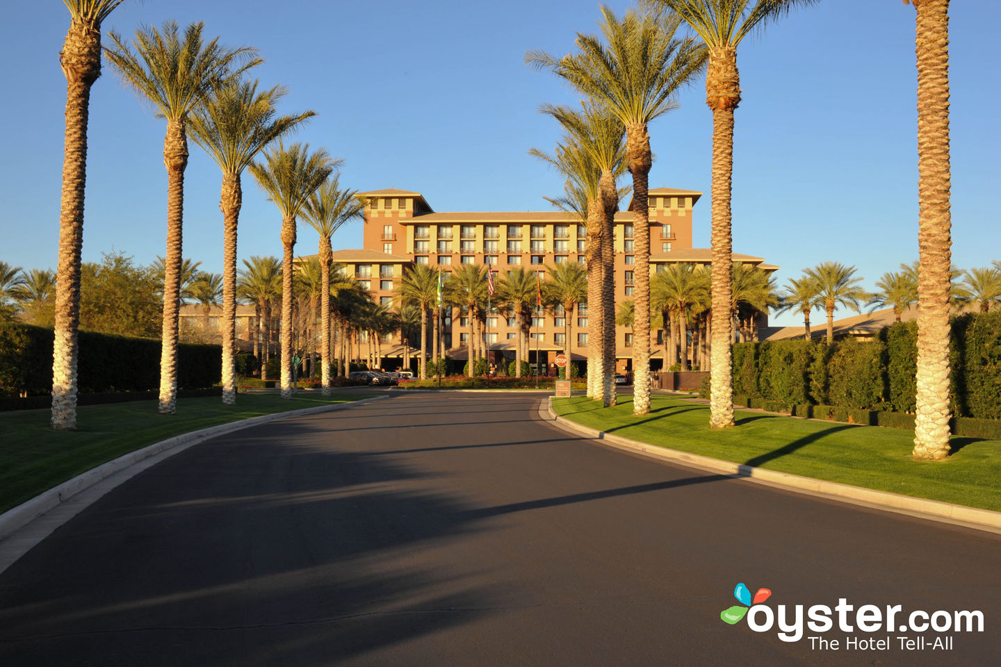 Vinyasa Yoga - Luxury Resort in Phoenix
