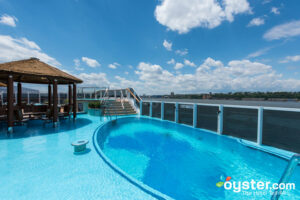 Havana Pool on Carnival Horizon/Oyster