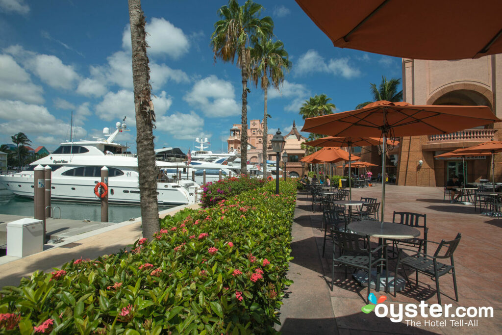 The marina at the Atlantis Coral Towers.