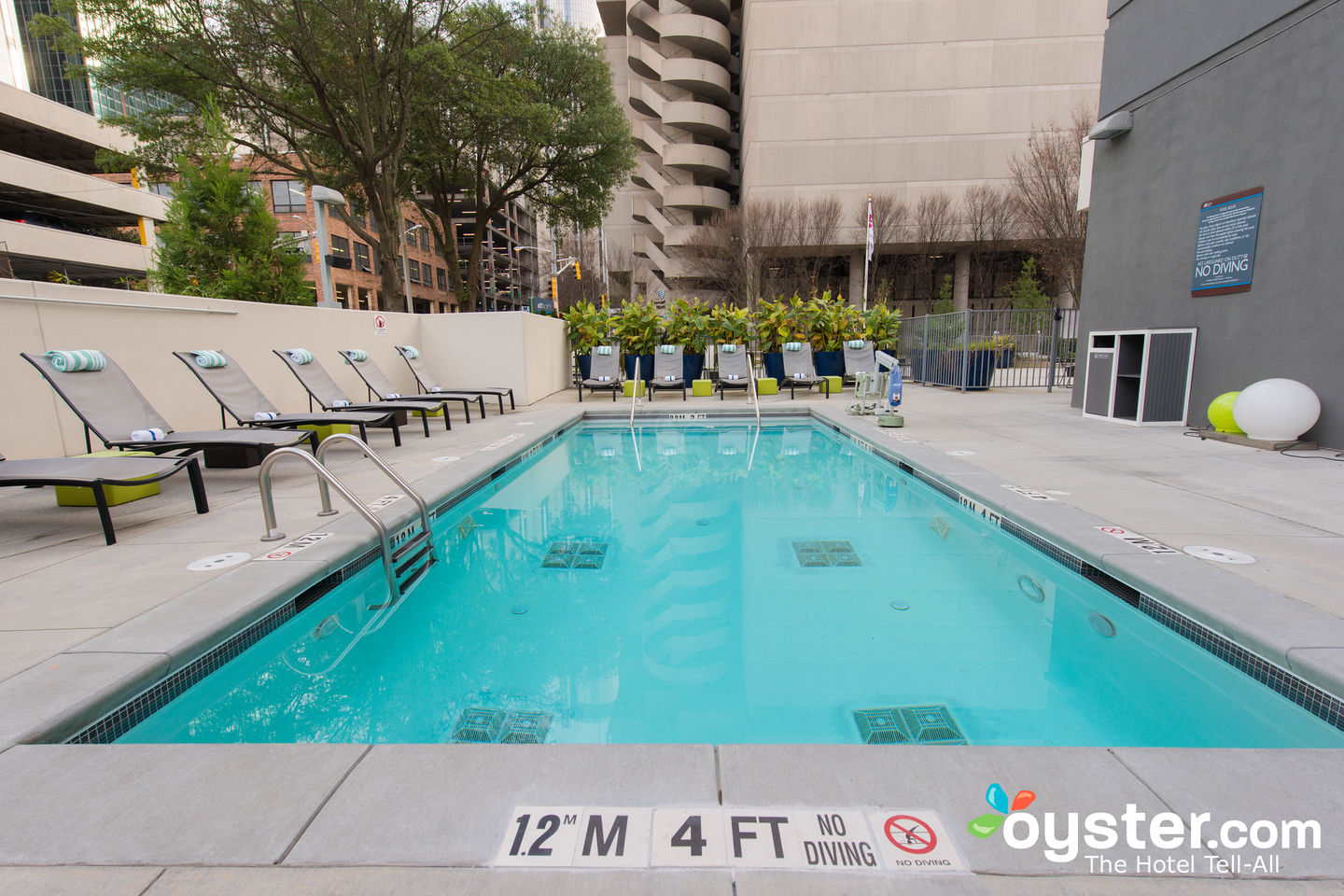 Aloft Atlanta Downtown Review What To REALLY Expect If You Stay   Pool V10824852 1440 