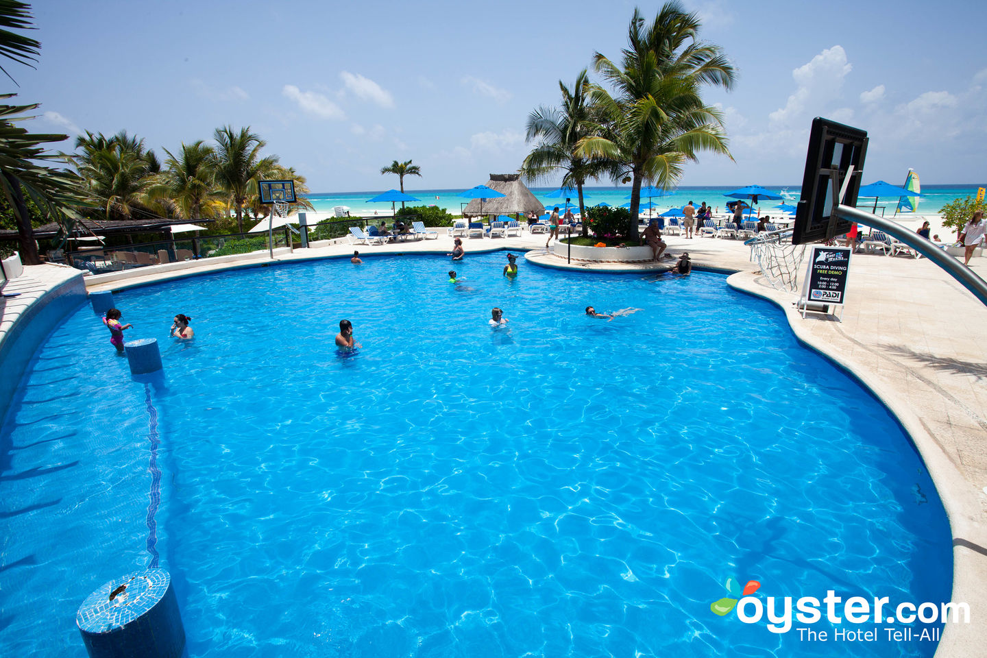 reef club playacar