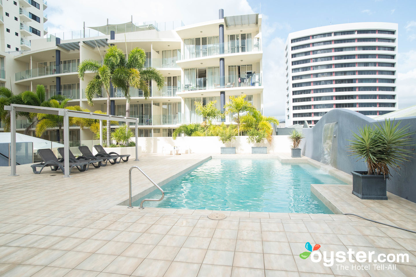 Jack & Newell Cairns Holiday Apartments Review What To REALLY Expect