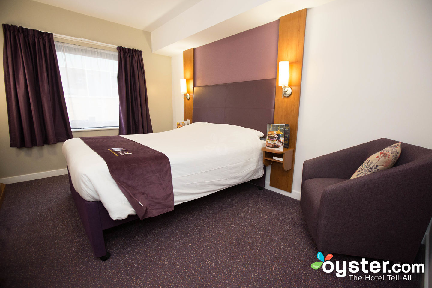 Premier Inn London Ealing Hotel Review: What To REALLY Expect If You Stay