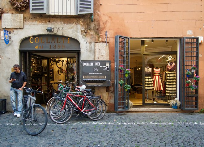 Regola's Side Streets, Rome