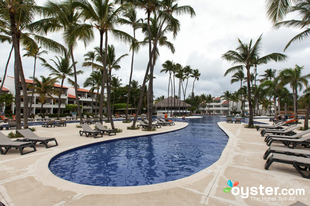 Pool at Occidental Punta Cana/Oyster