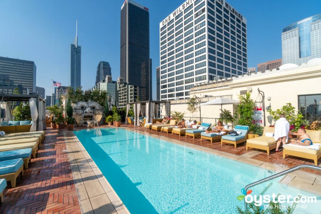 Pool im NoMad Hotel Los Angeles