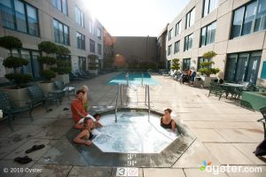 The jacuzzi at the Hyatt at Fisherman's Wharf is family-friendly.