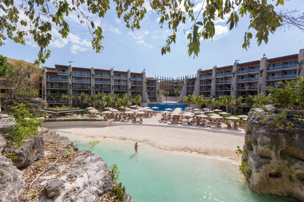 1024px x 682px - 9 Luxury Resorts in Riviera Maya and Cancun and Their Cheaper, Similar  Alternatives | Oyster.com