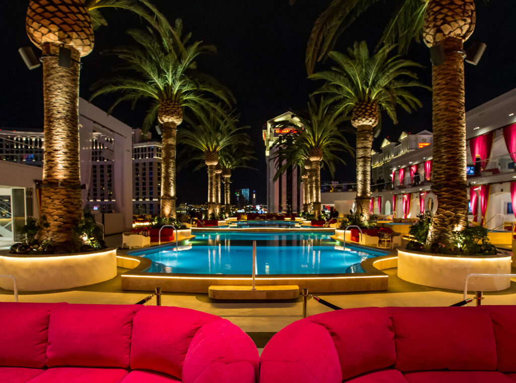 25 Best Las Vegas Hotels On The Strip - Best Hotels Anywhere